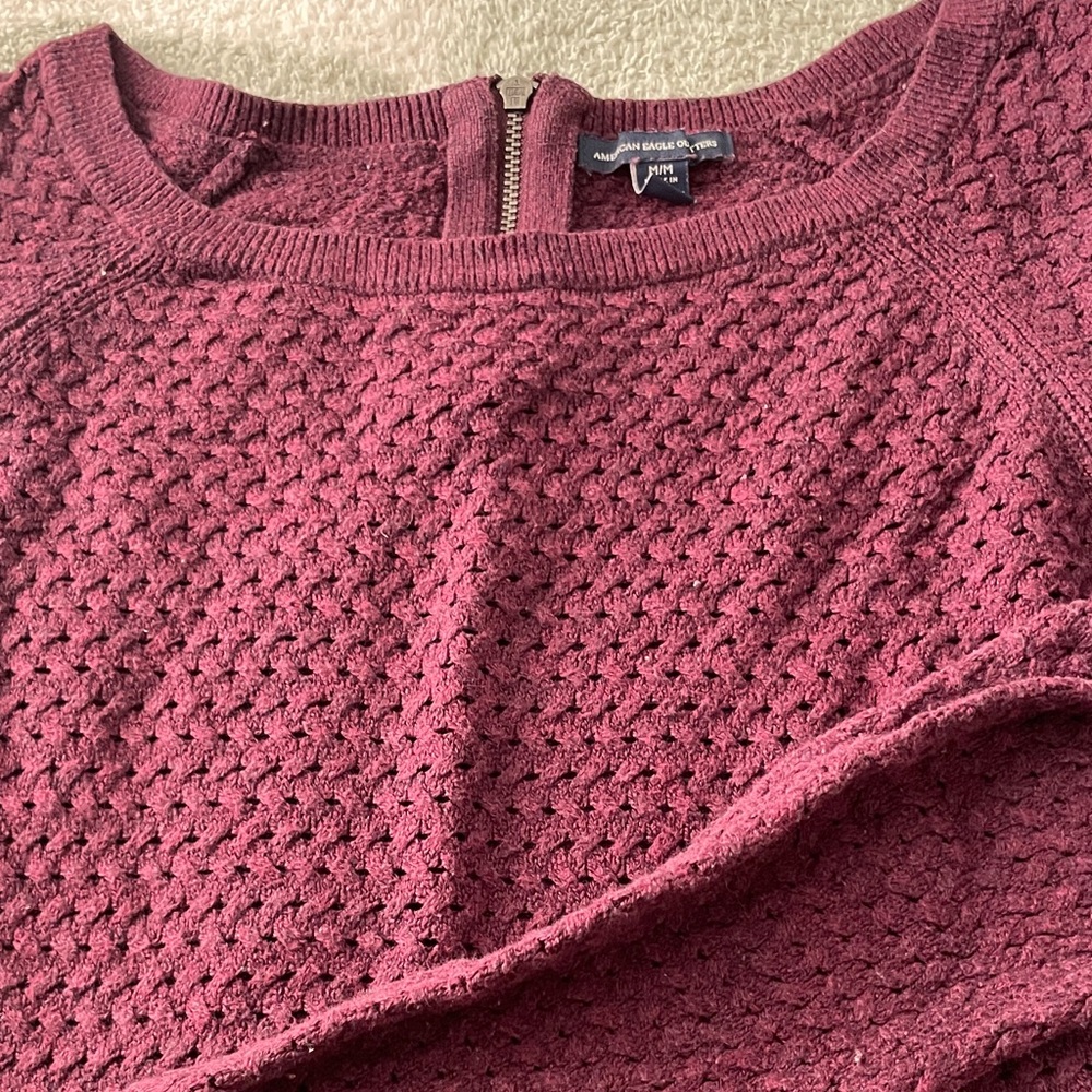 American Eagle Outfitters Women's Knit Sweater in Burgundy